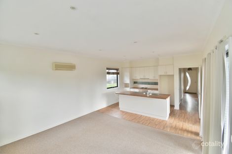 Property photo of 8 McPhee Street North Buffalo VIC 3958