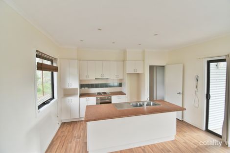 Property photo of 8 McPhee Street North Buffalo VIC 3958