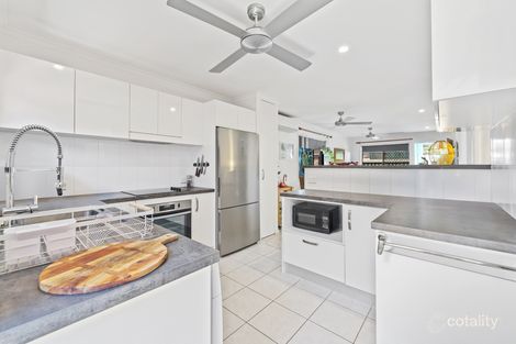 Property photo of 1/9 Queen Street Scarborough QLD 4020