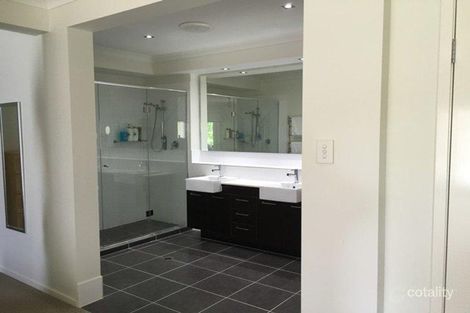 Property photo of 4 Freshwater Place Moggill QLD 4070