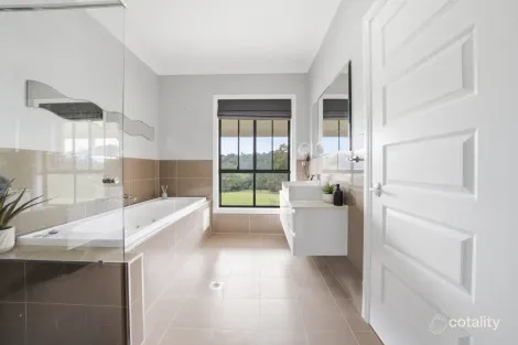 Property photo of 37 Sunset View Drive Orangeville NSW 2570