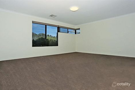 Property photo of 19 Arawatta Loop Madora Bay WA 6210