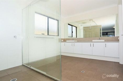 Property photo of 19 Arawatta Loop Madora Bay WA 6210