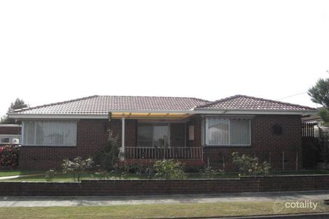 Property photo of 15 Clarence Avenue Keysborough VIC 3173