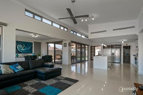 Property photo of 1 St Georges Close Bluff Point WA 6530