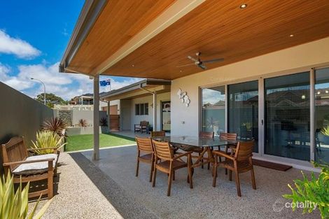 Property photo of 1 St Georges Close Bluff Point WA 6530