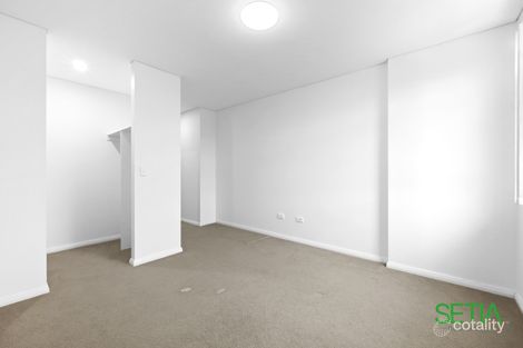 Property photo of 32/15-19 Toongabbie Road Toongabbie NSW 2146