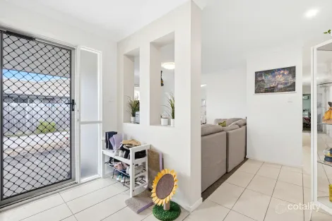 Property photo of 21 Clearwater Street Bethania QLD 4205