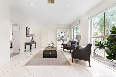 Property photo of 14 Knightsbridge Court Glen Waverley VIC 3150