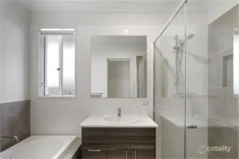 Property photo of 9 Mirapool Street Rothwell QLD 4022
