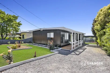 34 DAHLIA ST, DROMANA, VIC 3936