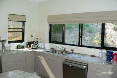 Property photo of 2/42 Hakea Avenue Maleny QLD 4552