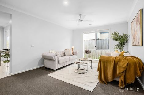 Property photo of 36 Fenway Boulevard Clyde North VIC 3978
