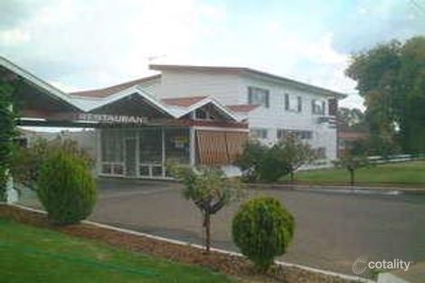 19 Zouch St, Young, NSW 2594