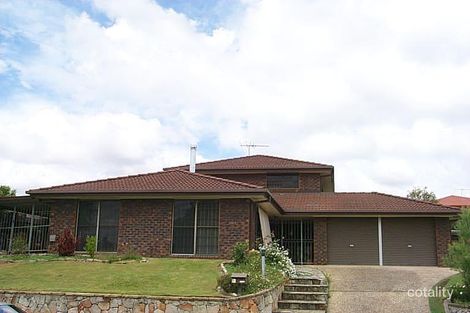 4 Walmer Ct, Carindale, QLD 4152