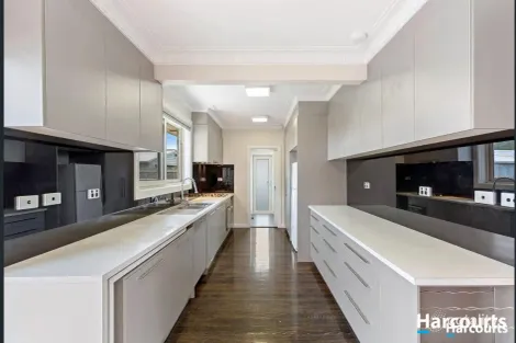 111 Thompsons Rd, Bulleen, VIC 3105