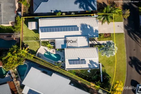 Property photo of 3 Ringwood Court Robina QLD 4226