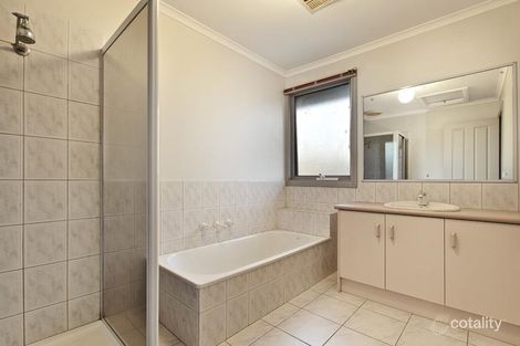 Property photo of 10 Carlton Court Templestowe VIC 3106