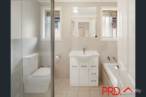 Property photo of 5 Appaloosa Place Hillvue NSW 2340