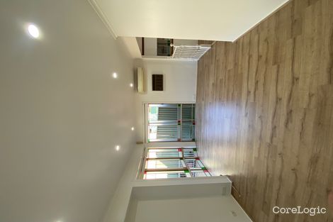 Property photo of 21 Jacaranda Avenue Bradbury NSW 2560