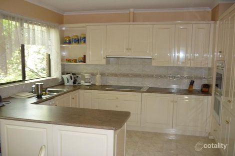 Property photo of 559 Waverley Road Glen Waverley VIC 3150