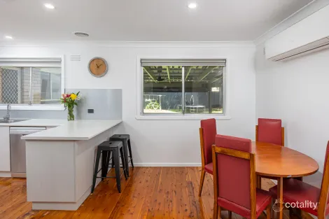 Property photo of 14 Main Street Lake Albert NSW 2650