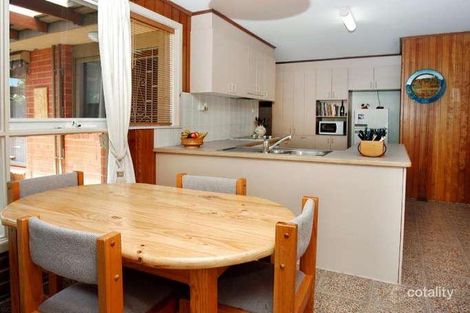 Property photo of 35 Whites Lane Glen Waverley VIC 3150