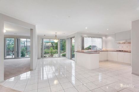 Property photo of 18 Meadow Way Tarneit VIC 3029