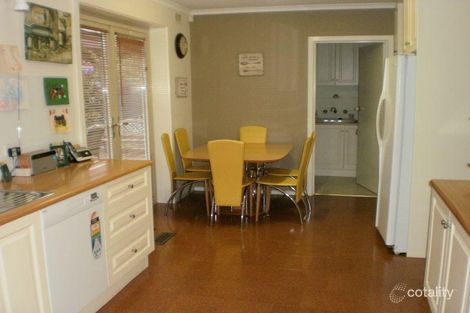 Property photo of 2/15 Essex Road Surrey Hills VIC 3127