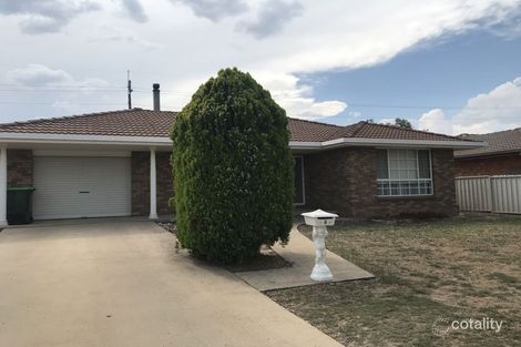 Property photo of 4 Evangelene Crescent Armidale NSW 2350