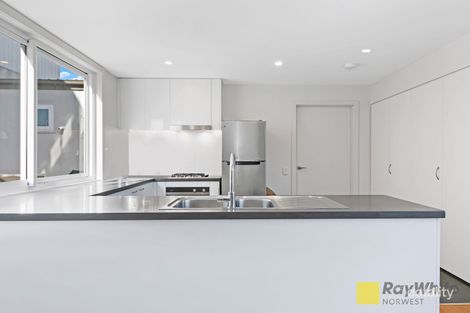 Property photo of 10 Chloe Circuit Norwest NSW 2153