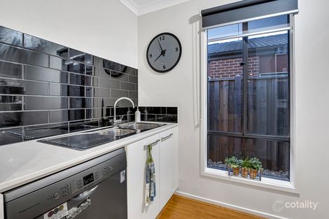 Property photo of 14 Argenta Street Mickleham VIC 3064