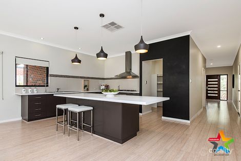 17 Scott St, Guildford, WA 6055