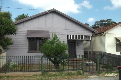 19 Elizabeth St, Mayfield, NSW 2304