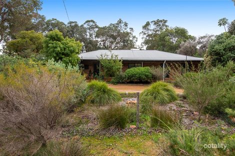 3 Glenburn Rd, Glen Forrest, WA 6071