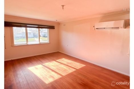 Property photo of 32 Jack Avenue Mount Austin NSW 2650