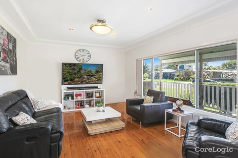Property photo of 2 Shamrock Drive Berkeley Vale NSW 2261