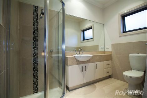 Property photo of 2/11 Marcella Court Oakleigh East VIC 3166