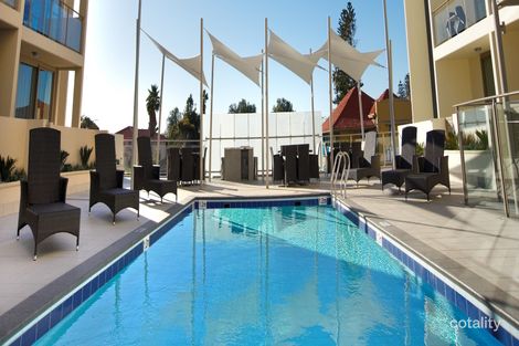 4/4 Brighton Rd, Scarborough, WA 6019