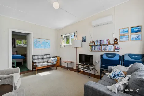 Property photo of 39 Batchelor Street White Beach TAS 7184