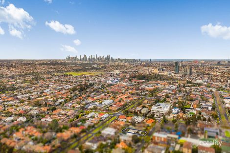 Property photo of 12 Shaftesbury Street Essendon VIC 3040