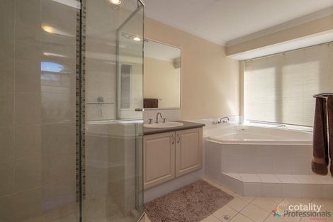 Property photo of 18 Merlin Way Wattle Grove WA 6107