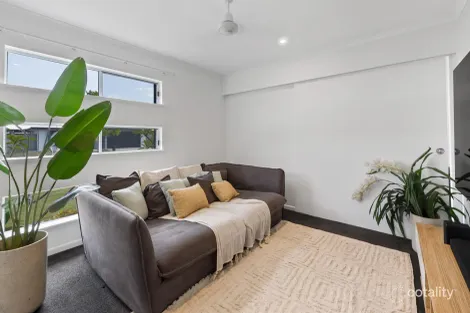 Property photo of 12 Almora Drive Beaconsfield QLD 4740