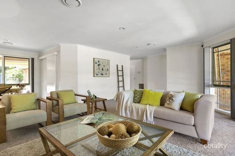 Property photo of 13 Huntly Court Langwarrin VIC 3910