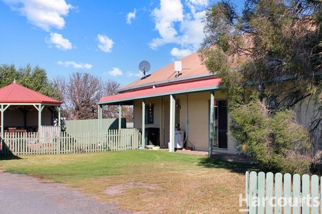 24 Riverside Rd, Dooen, VIC 3401