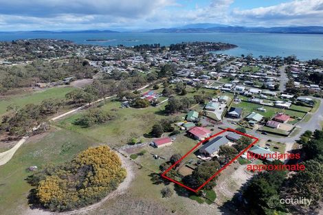 Property photo of 16 Neagarra Street Dodges Ferry TAS 7173