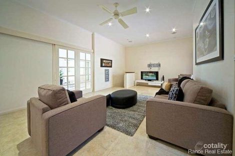 Property photo of 12 St Ives Loop Kallaroo WA 6025