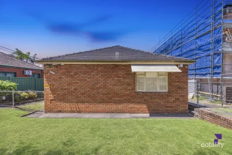 Property photo of 259 Noble Avenue Greenacre NSW 2190