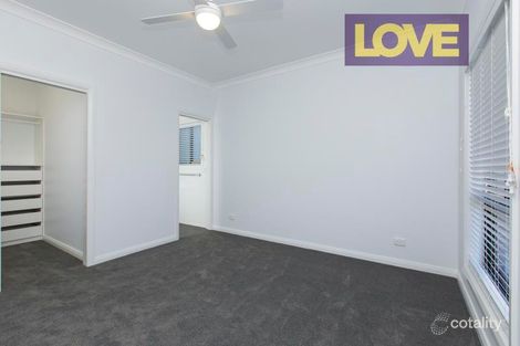 Property photo of 21 Santa Fe Close Cameron Park NSW 2285