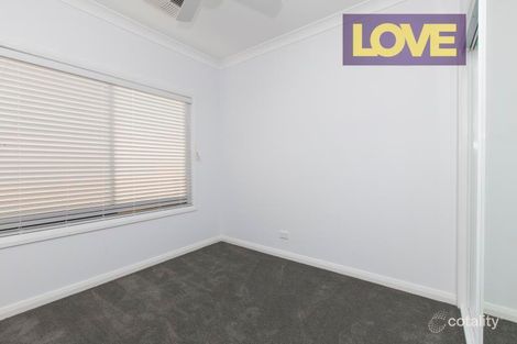 Property photo of 21 Santa Fe Close Cameron Park NSW 2285